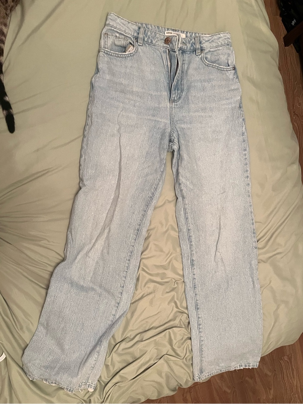 Garage Light Wash Straight Leg Jeans